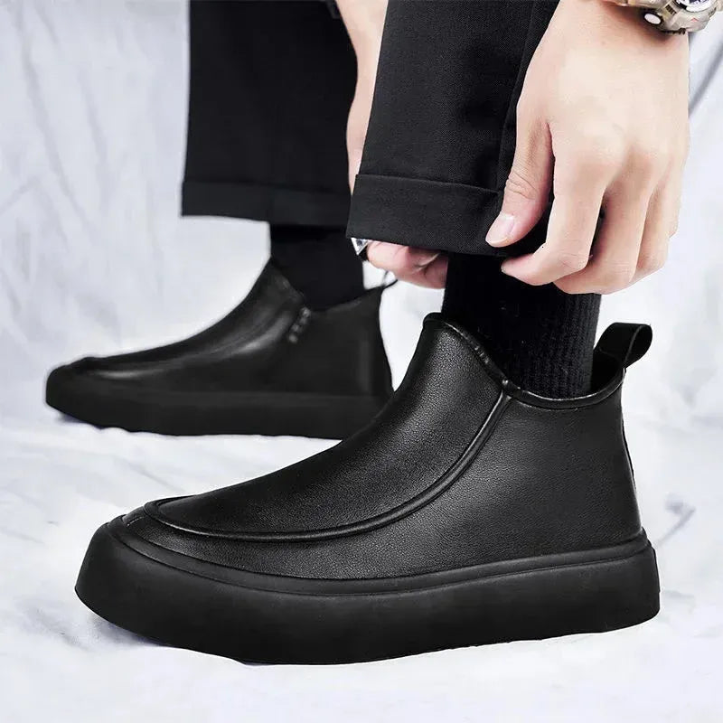 أحذية الكاحل الجلدية للرجال باللون الأسود