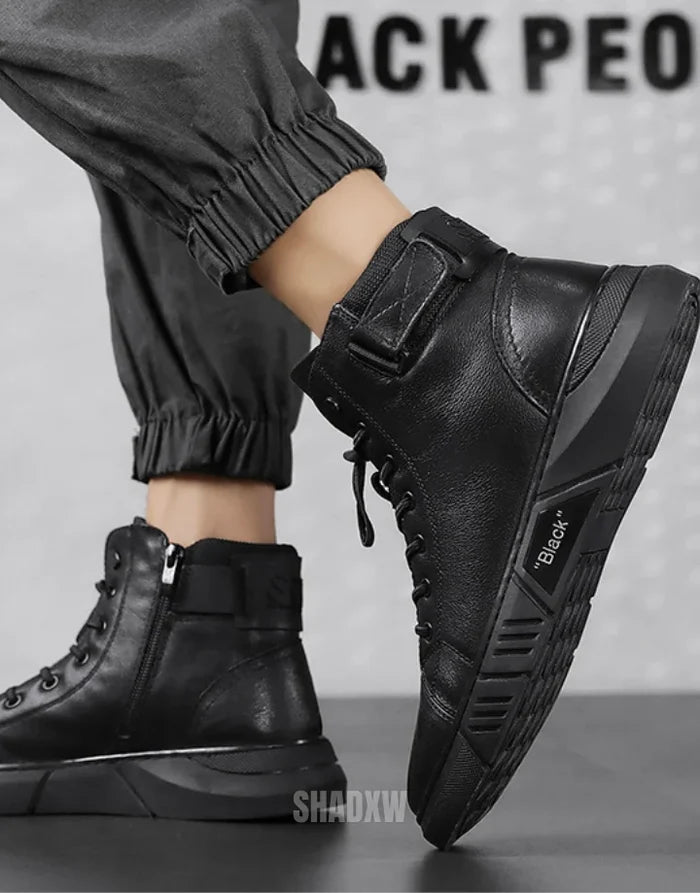 Baskets montantes en cuir noir